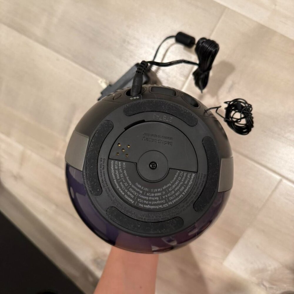 iHome portable speaker - Picture 3 of 4